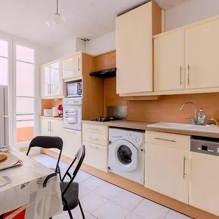 Apartment Foch 4 Pers Proche Du Centre
